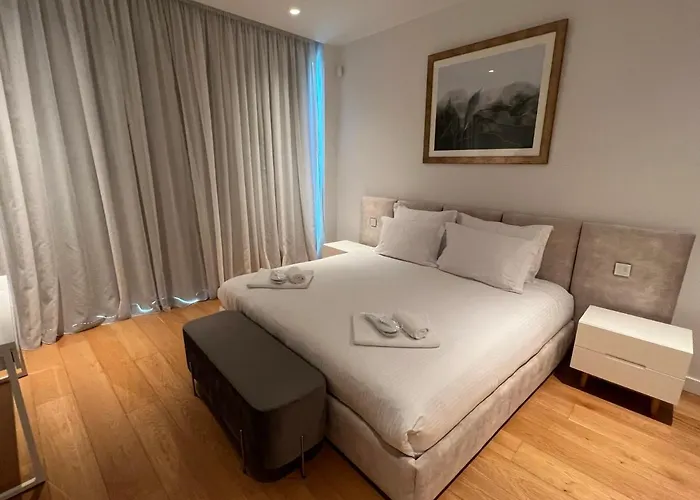 Del Mar Beachfront Boutique *