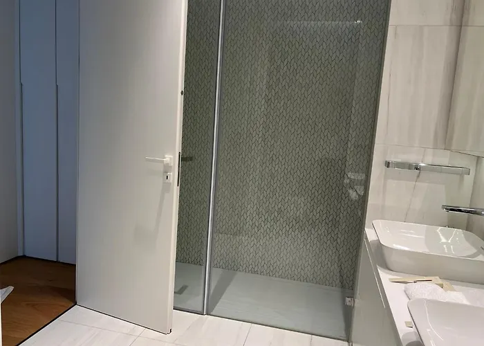 Del Mar Beachfront Boutique