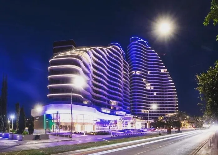 Del Mar Beachfront Boutique *