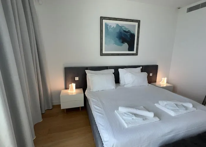 Del Mar Beachfront Boutique * 利马索尔