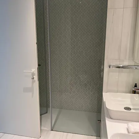 Del Mar Beachfront Boutique Apartamento