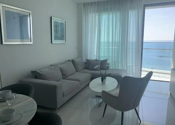 Apartmán Del Mar Beachfront Boutique Lemesos