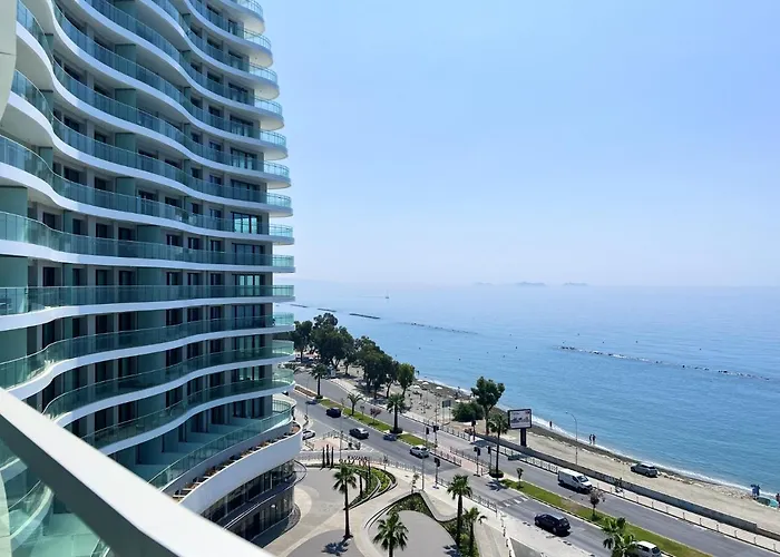 Del Mar Beachfront Boutique Apartmán *